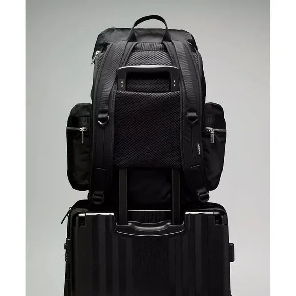 Lululemon Wunderlust Backpack 25L Black - Picture 5 of 16